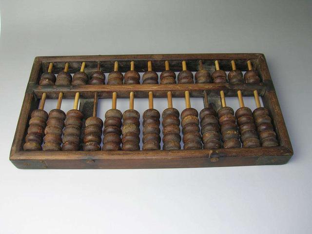 鐵算算盤一肖中特免費資料，揭秘彩票預(yù)測的秘密，揭秘彩票預(yù)測秘密，鐵算算盤一肖中特免費資料揭秘
