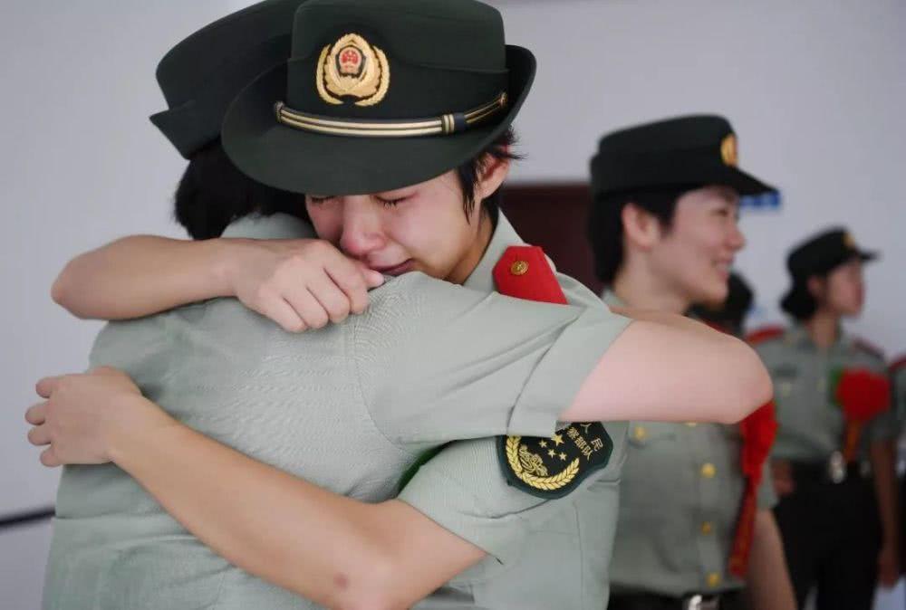 關(guān)于21式各軍種八一臂章的探討，關(guān)于各軍種八一臂章的探討，深入解析21式臂章特點