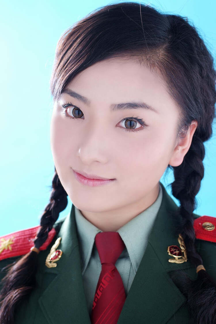 中國最漂亮的女兵照片第一名——展現(xiàn)英雄之美與榮耀印記，中國女兵第一名，榮耀印記與英雄之美的璀璨瞬間
