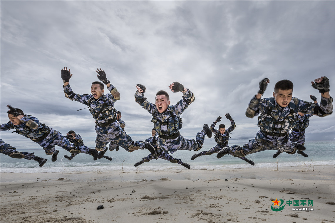 最新軍事圖片高清壁紙，展現(xiàn)現(xiàn)代軍事力量之美，現(xiàn)代軍事力量之美，高清壁紙軍事圖片展示