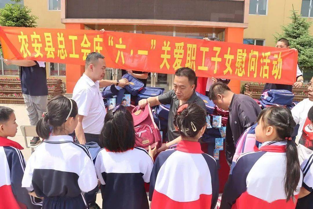 二四六香港天天開(kāi)彩大全，探索彩票世界的奧秘，探索彩票世界奧秘，二四六香港天天開(kāi)彩大全