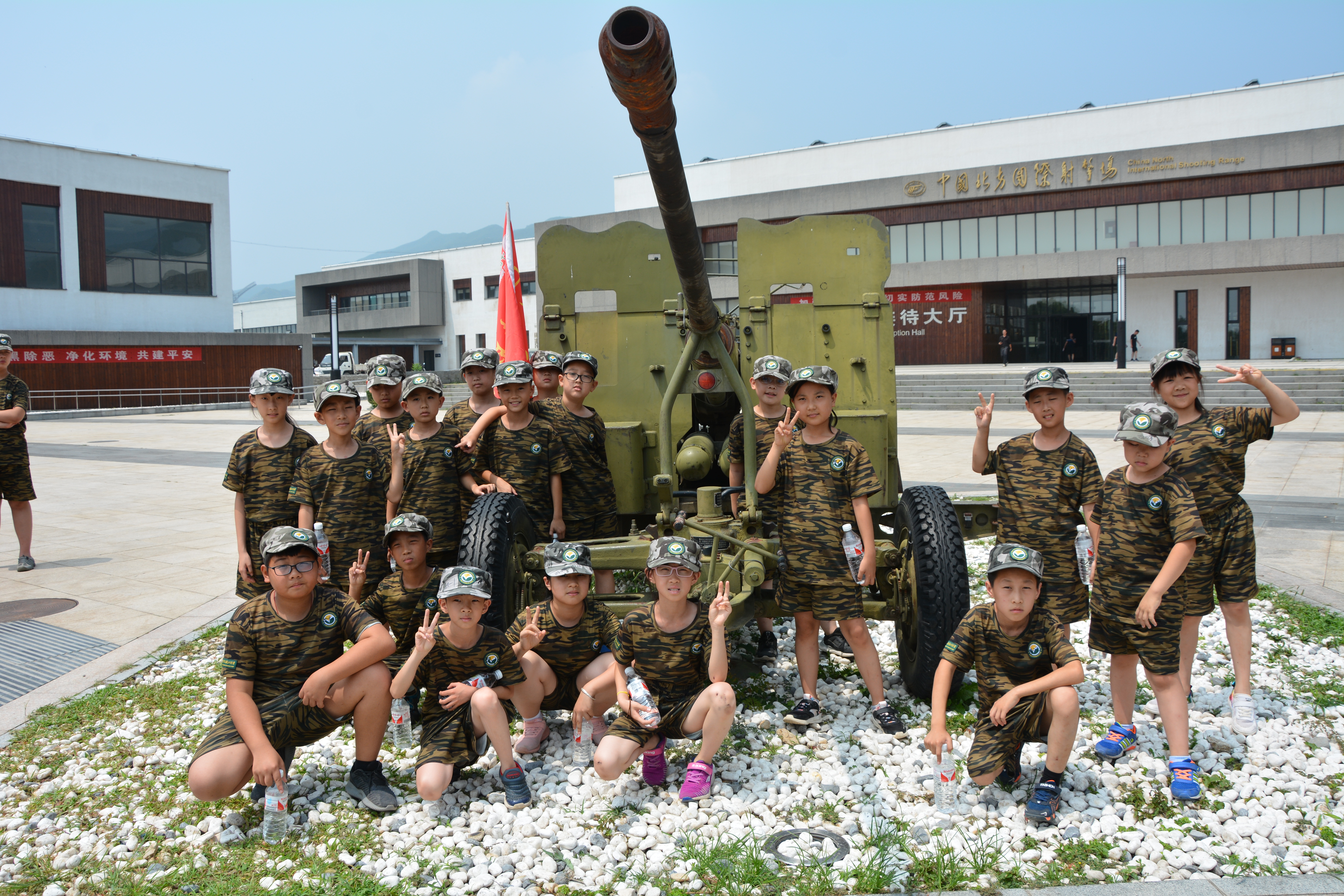 軍事夏令營照片，展現(xiàn)熱血青春的力量與榮耀，軍事夏令營照片，熱血青春的力量與榮耀展現(xiàn)
