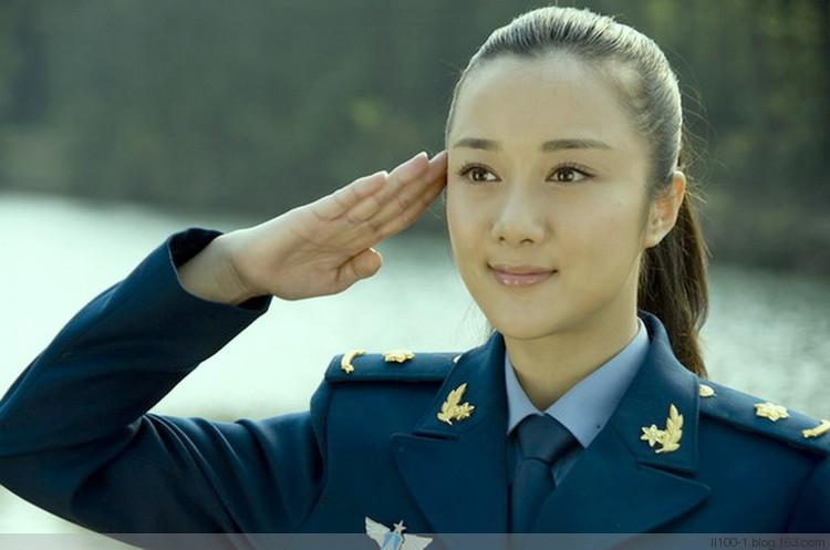 最美女兵軍禮，榮耀與責任并存，最美女兵軍禮，榮耀與責任的交響