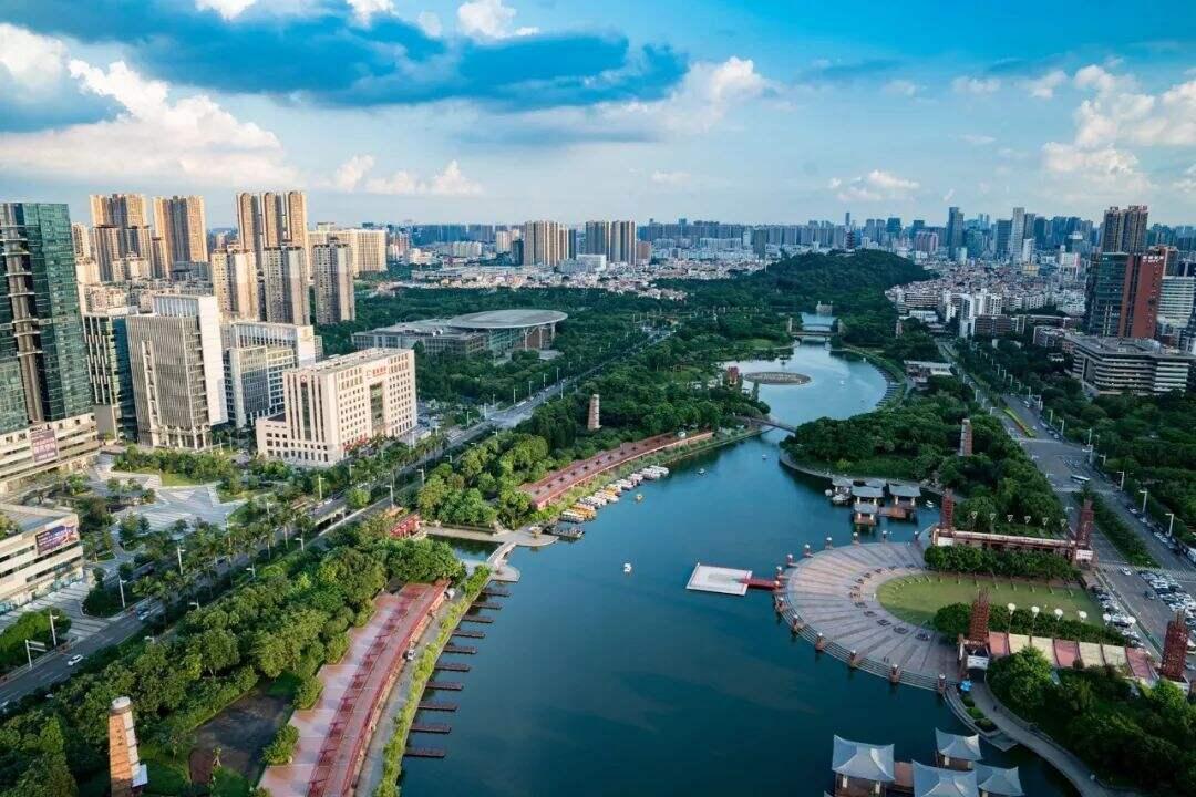澳門正版免費(fèi)資源展望，邁向未來的精準(zhǔn)服務(wù)體驗(yàn)（2025展望），澳門正版資源展望，邁向精準(zhǔn)服務(wù)體驗(yàn)的未來之路（2025年展望）