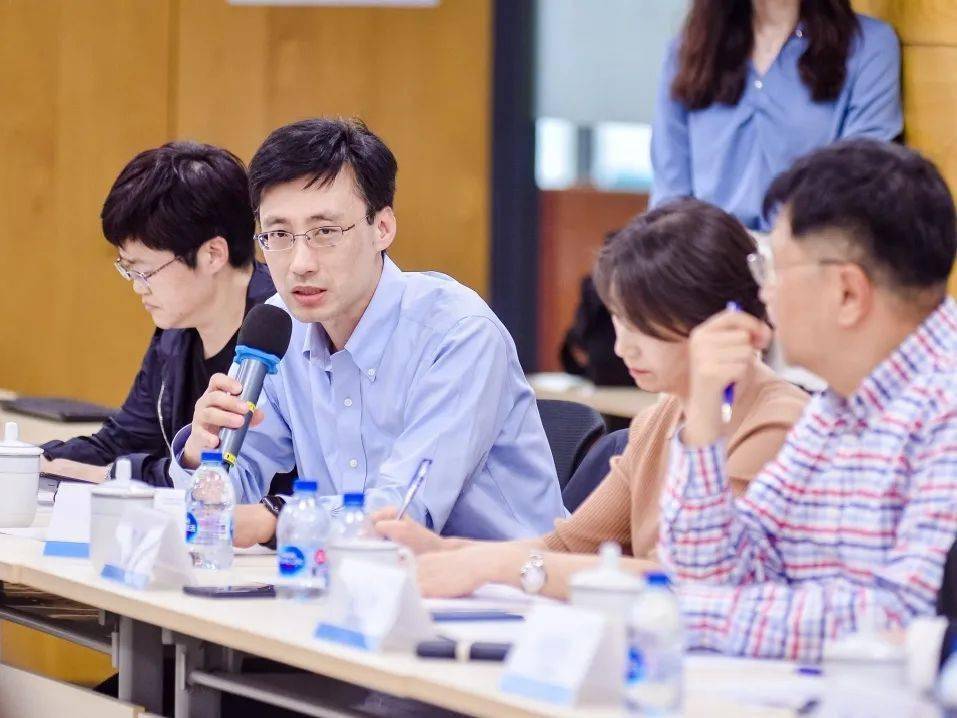 王中王一肖中持嗎？深度解析背后的故事與真相，揭秘王中王一肖背后的故事與真相，深度解析與真相探討